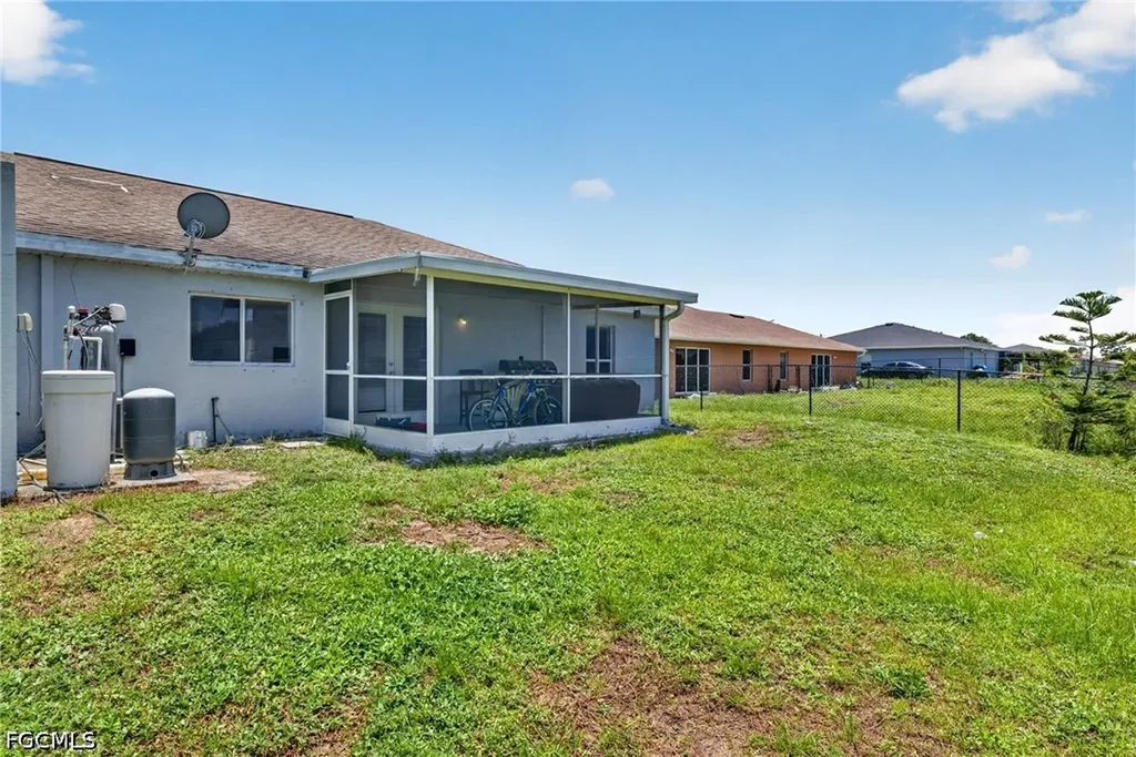 4700/4702 Leonard Boulevard S Lehigh Acres FL 33973