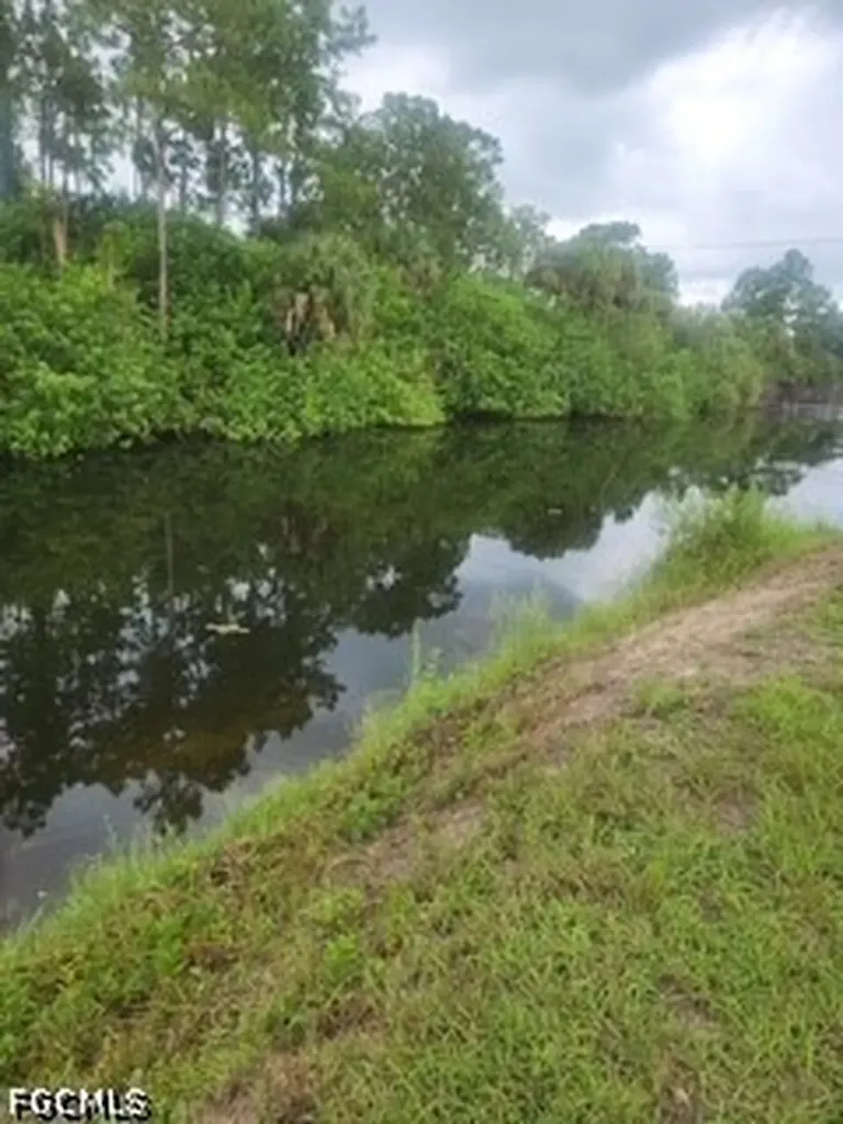 437 Naples Avenue S Lehigh Acres FL 33974
