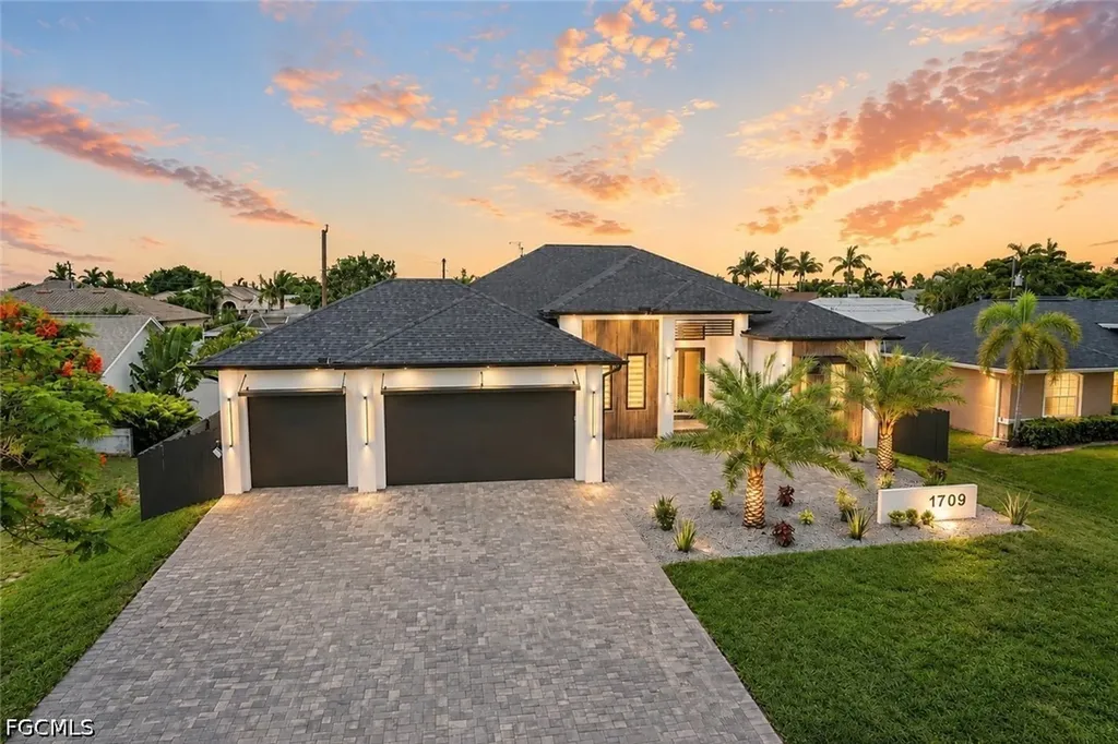 1709 SW 43rd Lane Cape Coral FL 33914