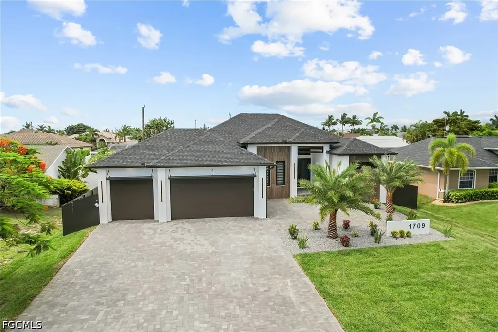 1709 SW 43rd Lane Cape Coral FL 33914