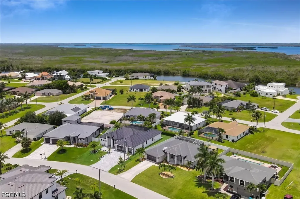 2644 SW 29th Avenue Cape Coral FL 33914