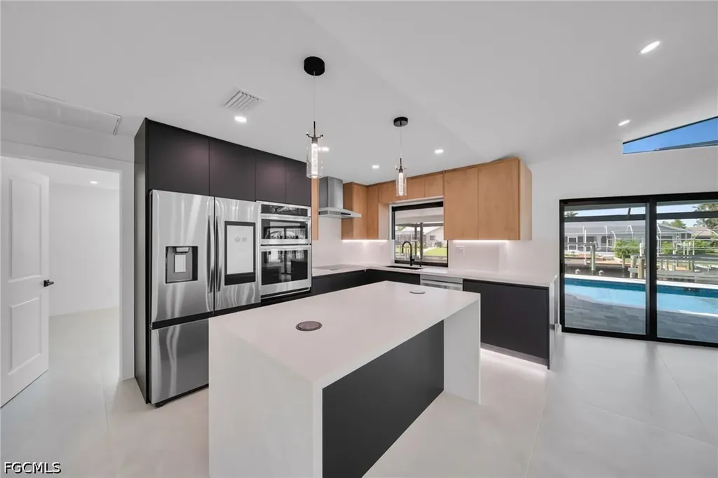 1938 Cornwallis Parkway Cape Coral FL 33904