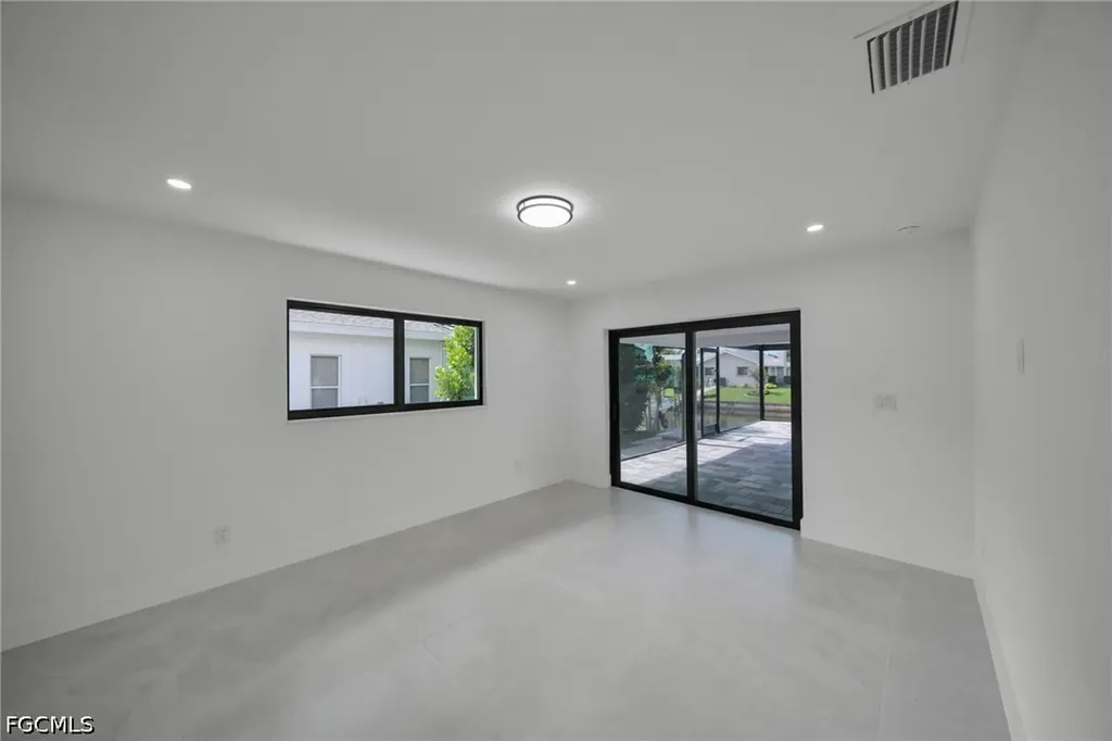 1938 Cornwallis Parkway Cape Coral FL 33904