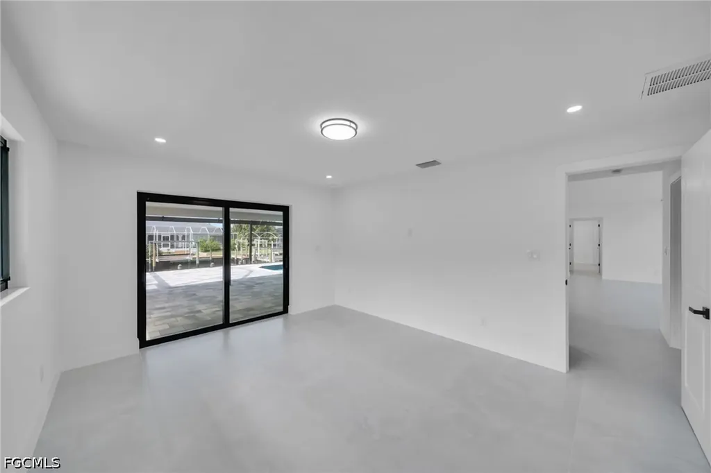 1938 Cornwallis Parkway Cape Coral FL 33904