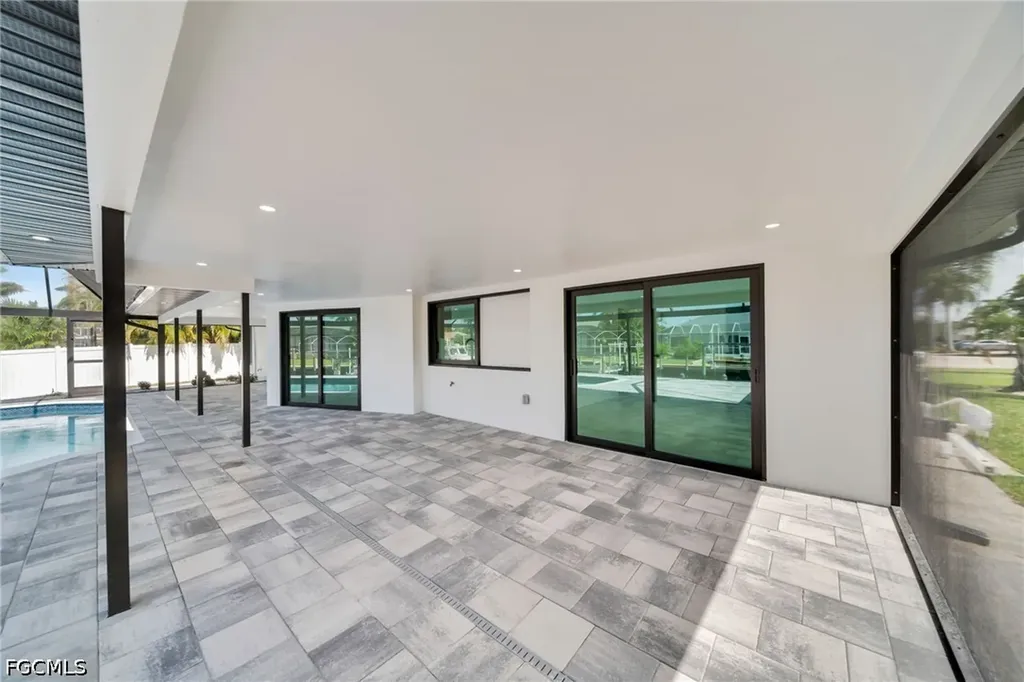 1938 Cornwallis Parkway Cape Coral FL 33904