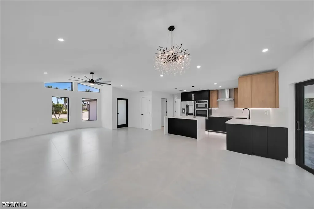 1938 Cornwallis Parkway Cape Coral FL 33904