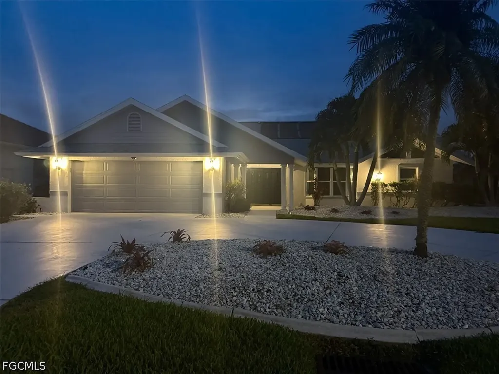 2317 SE 27th Street Cape Coral FL 33904