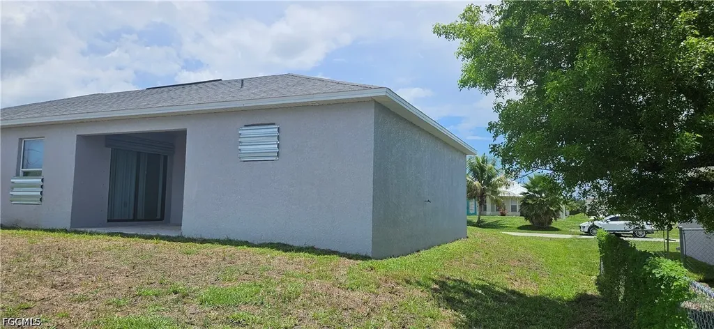 1329 NE 19th Street Cape Coral FL 33909