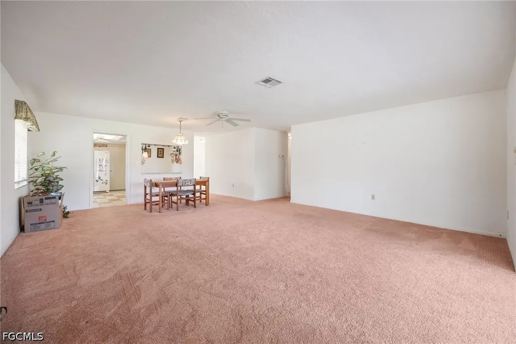 5585 Hamlet Lane Fort Myers FL 33919