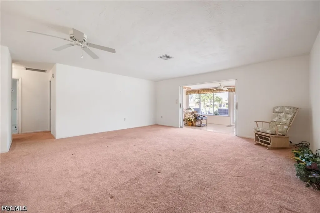 5585 Hamlet Lane Fort Myers FL 33919