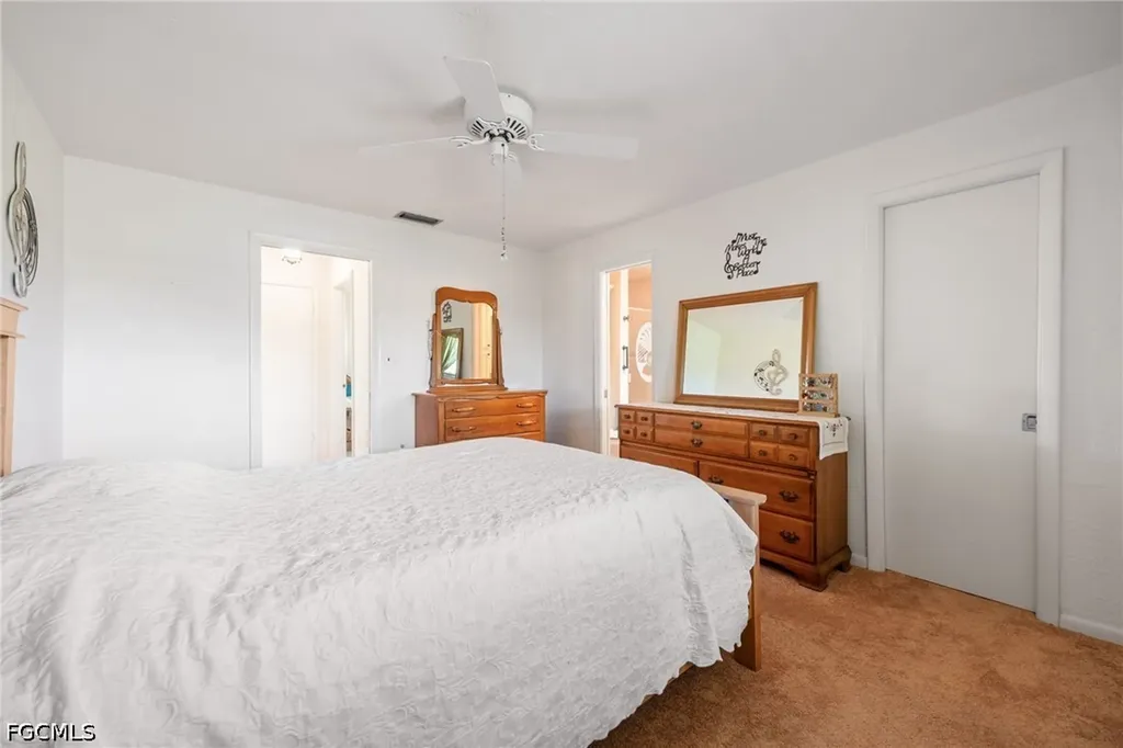 5585 Hamlet Lane Fort Myers FL 33919