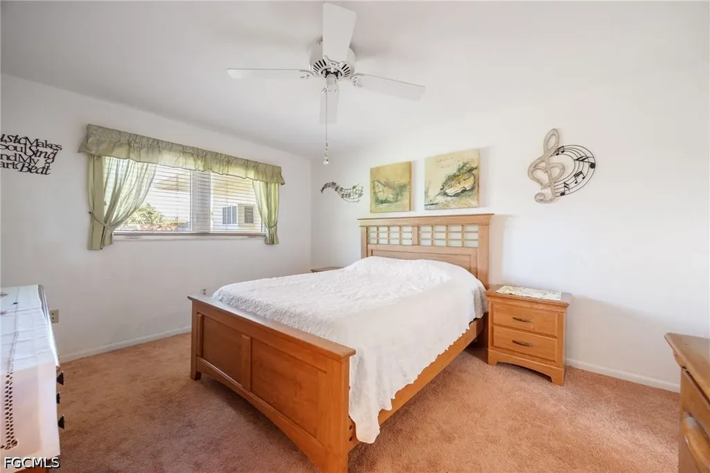 5585 Hamlet Lane Fort Myers FL 33919