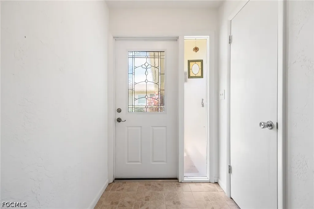 5585 Hamlet Lane Fort Myers FL 33919