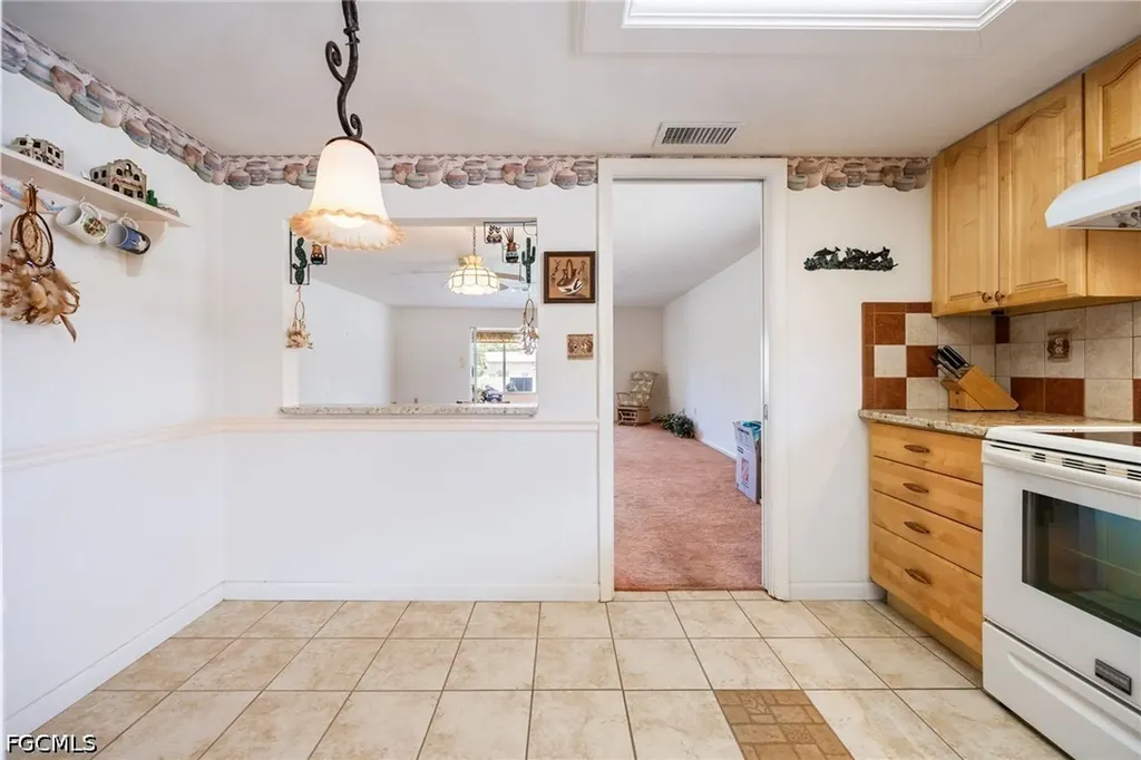 5585 Hamlet Lane Fort Myers FL 33919
