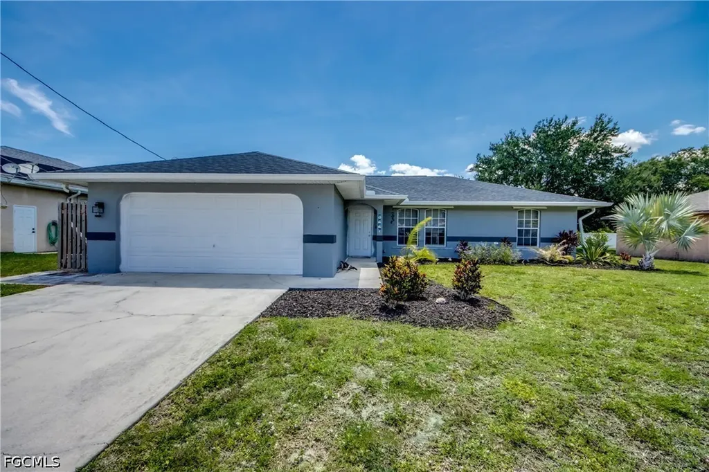 Cape Coral FL, 3227 Santa Barbara Boulevard