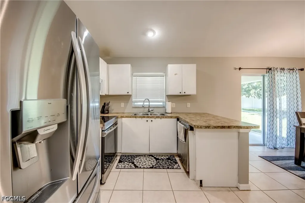 3227 Santa Barbara Boulevard Cape Coral FL 33914