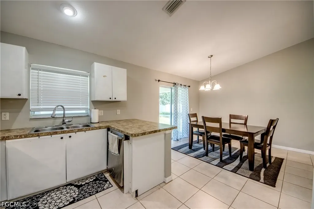 3227 Santa Barbara Boulevard Cape Coral FL 33914