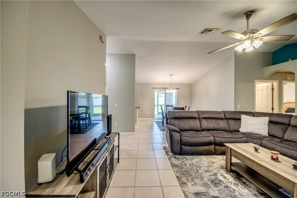 3227 Santa Barbara Boulevard Cape Coral FL 33914