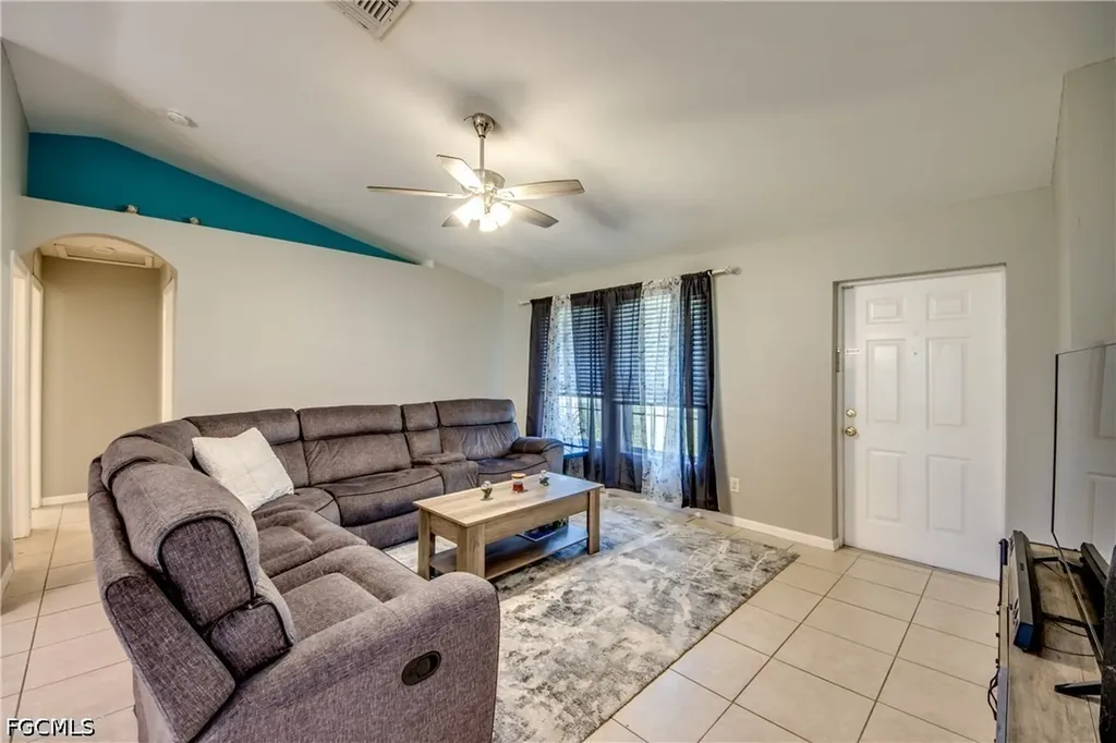 3227 Santa Barbara Boulevard Cape Coral FL 33914
