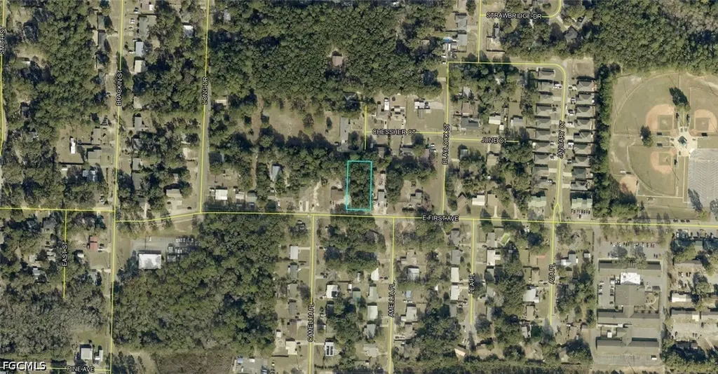 E First Avenue Crestview FL 32539