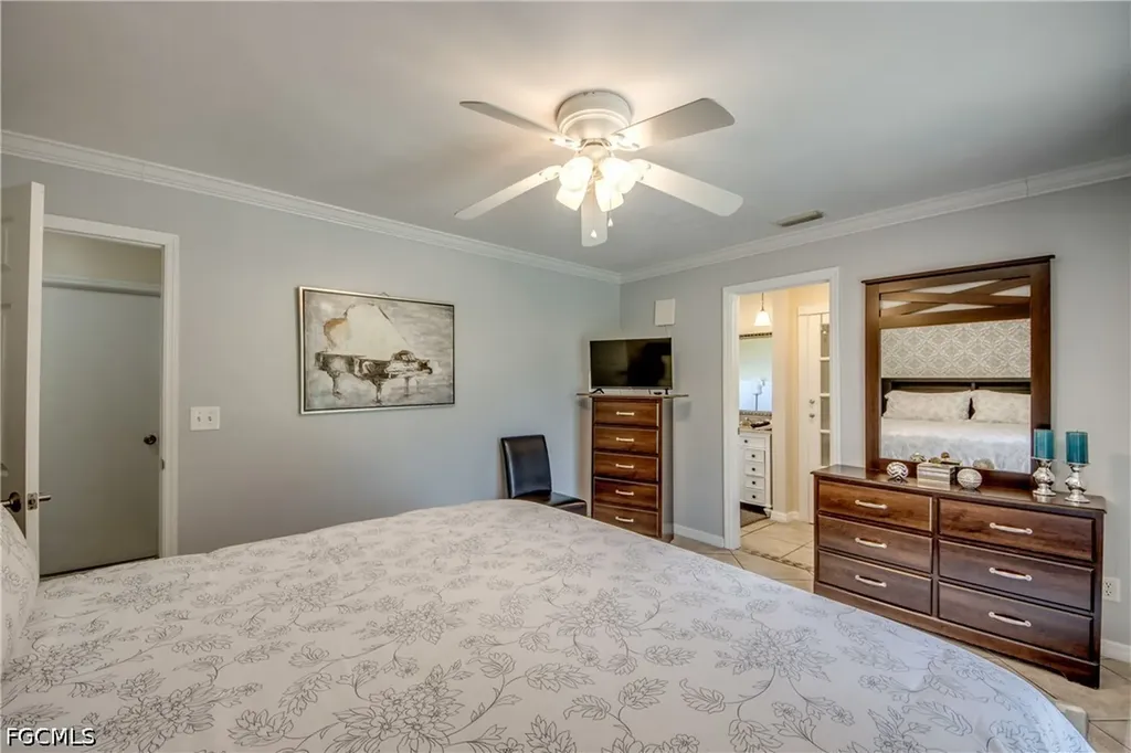 2919 SW 2nd Place Cape Coral FL 33914