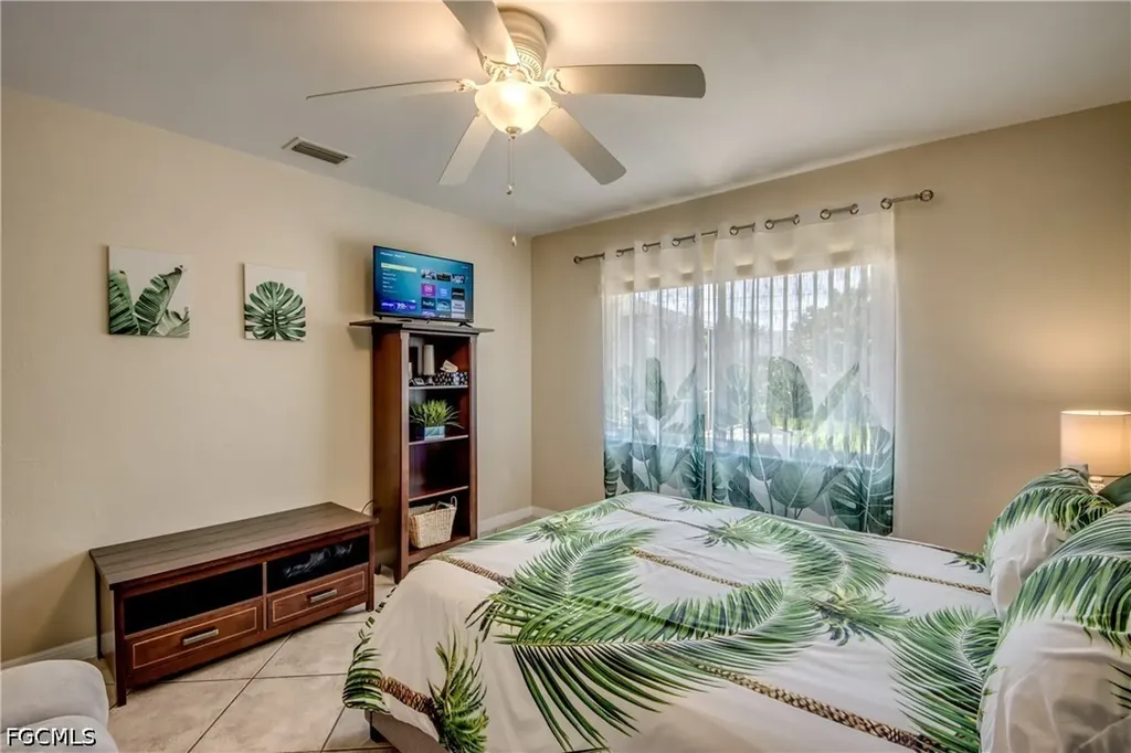 2919 SW 2nd Place Cape Coral FL 33914