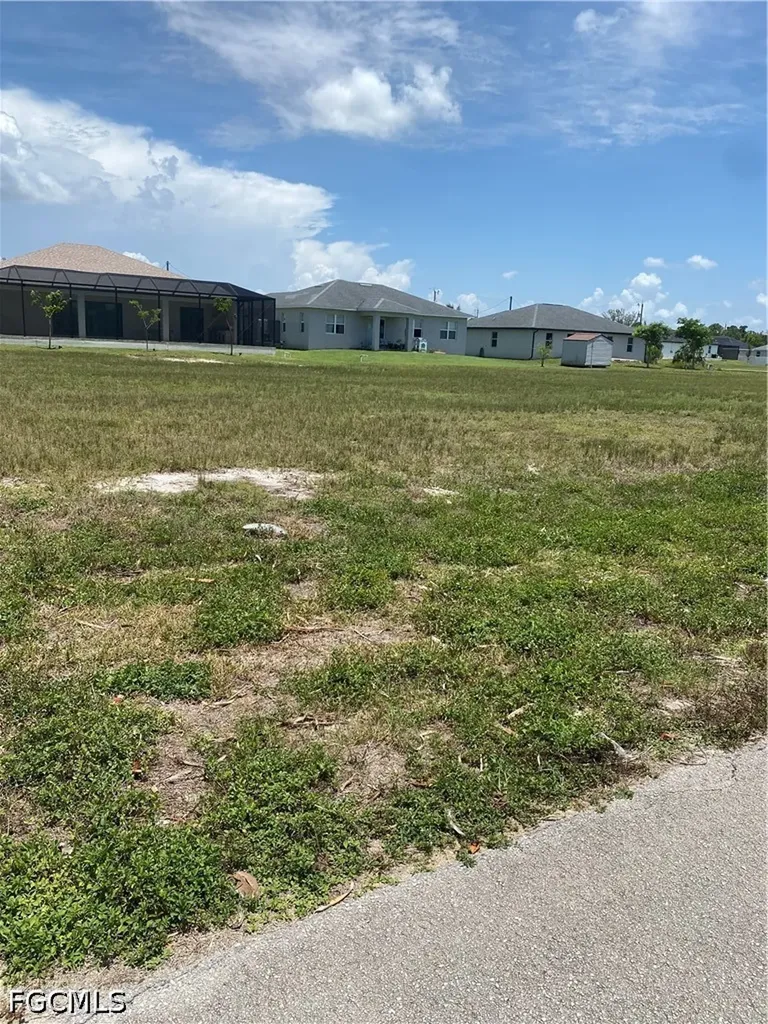 3515 NW 42nd Avenue Cape Coral FL 33993