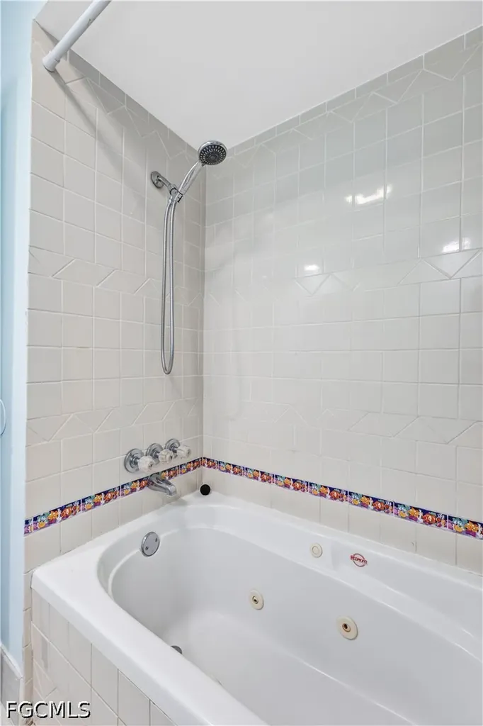 2112 Harvard Avenue Fort Myers FL 33907