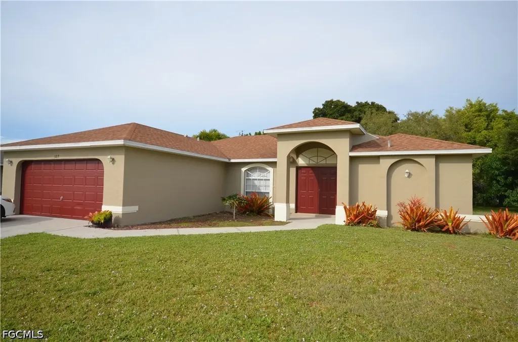 327 SE 31st Terrace Cape Coral FL 33904