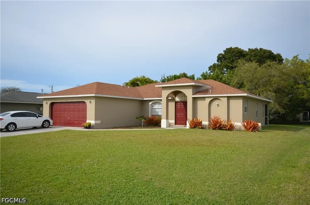 327 SE 31st Terrace Cape Coral FL 33904