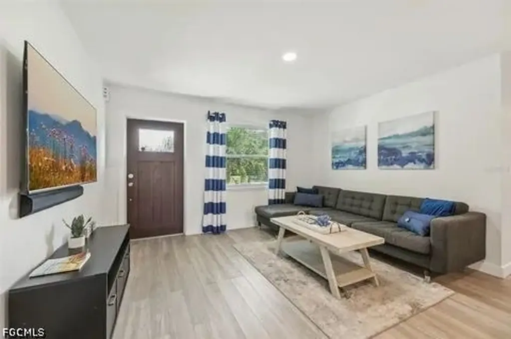 1720 Ingram Avenue Sarasota FL 34232