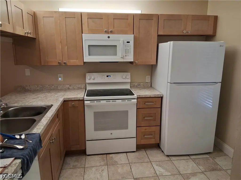 15000 Arbor Lakes Drive E North Fort Myers FL 33917