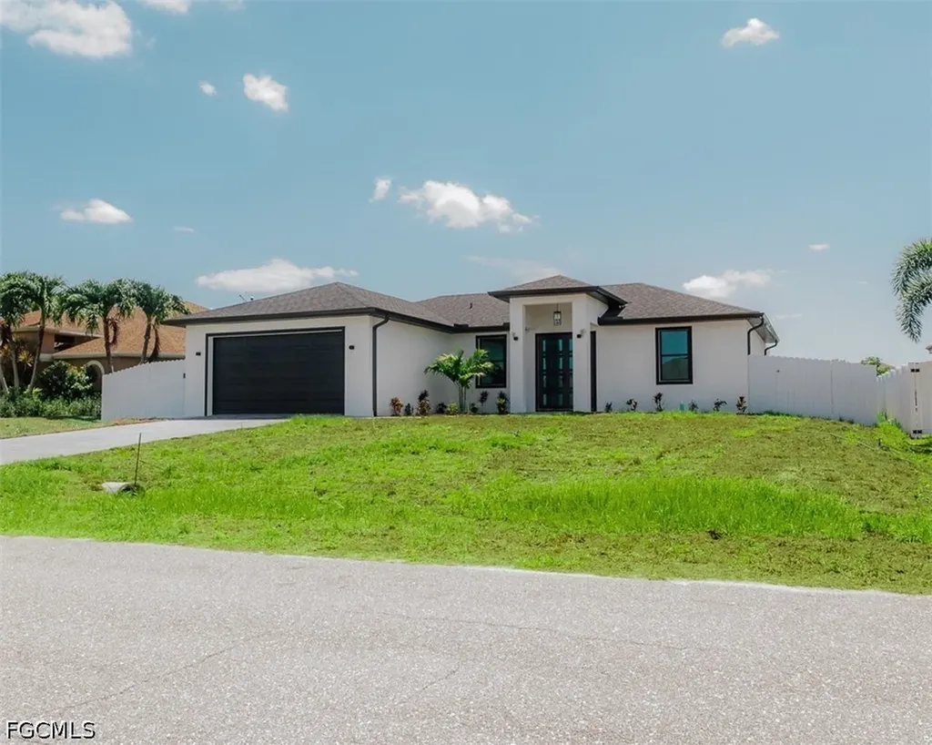 Cape Coral FL, 1813 NE 1st Avenue