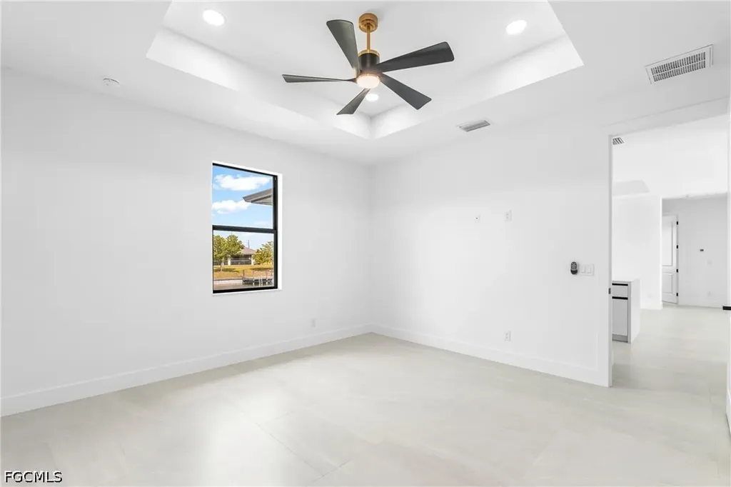 1813 NE 1st Avenue Cape Coral FL 33909