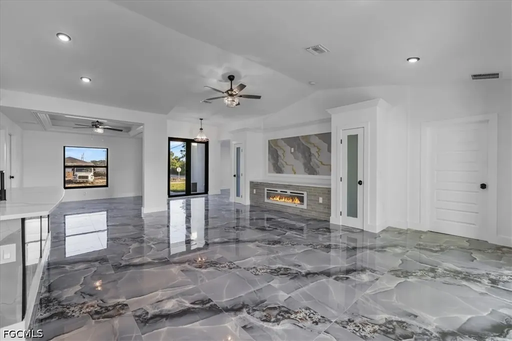 2900 3rd Street SW Lehigh Acres FL 33976