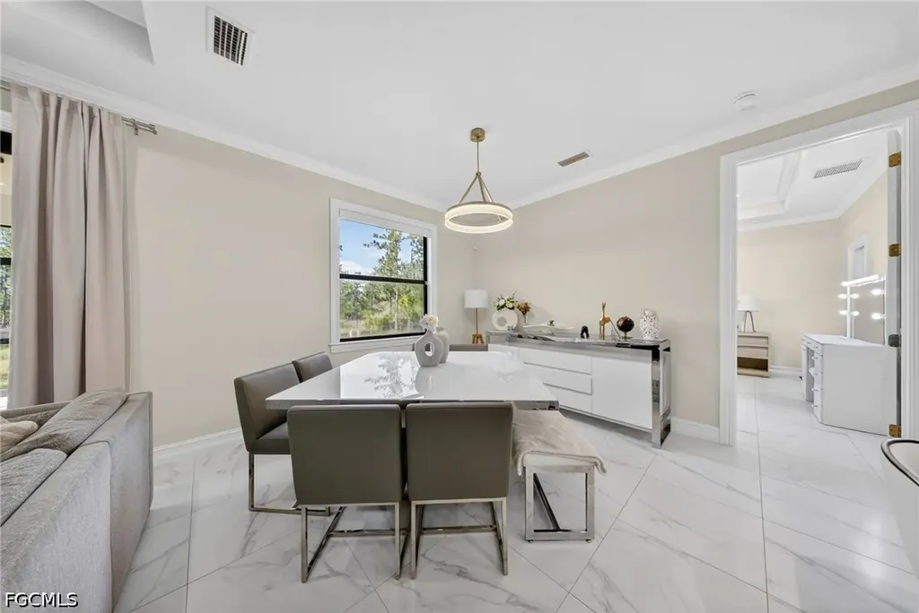 4432 45th Avenue NE Naples FL 34120