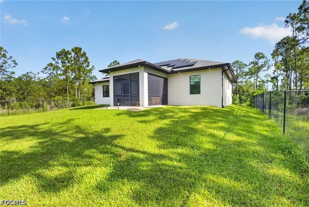 4432 45th Avenue NE Naples FL 34120