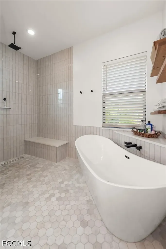 4239 NW 35th Street Cape Coral FL 33993
