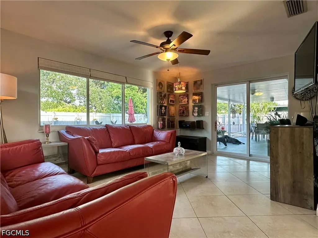 1495 Cranville Square Fort Myers FL 33919