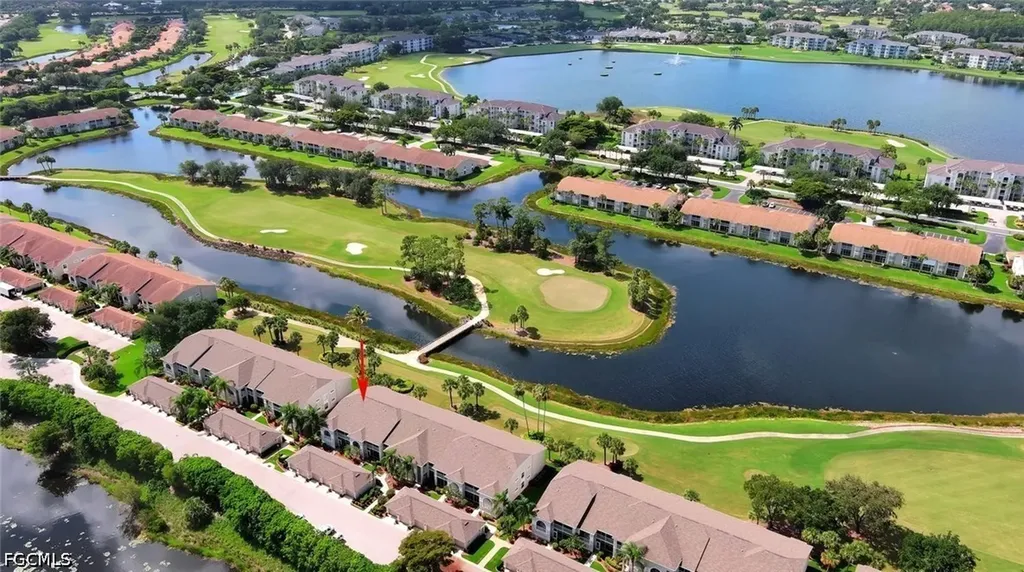 Fort Myers FL, 10235 Bismark Palm Way, Unit 1521