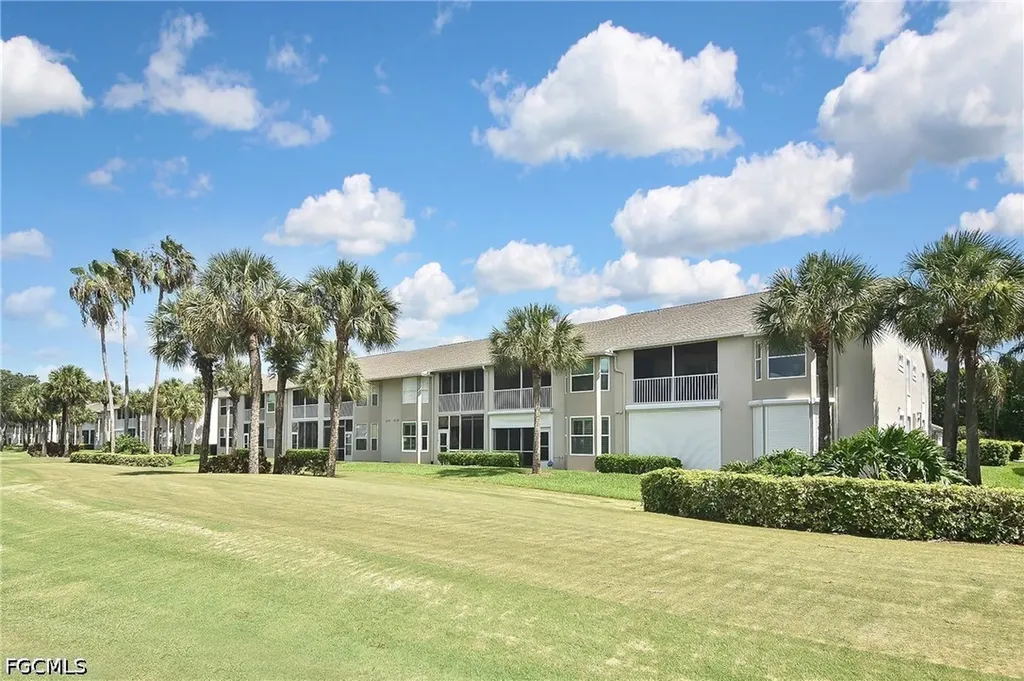 10235 Bismark Palm Way Fort Myers FL 33966