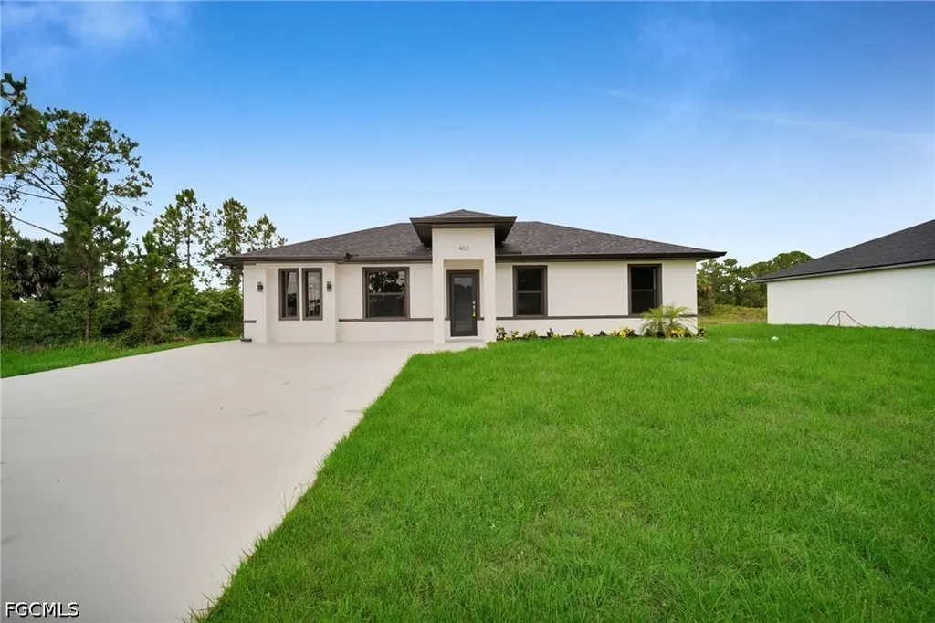 462 Lampion Avenue S Lehigh Acres FL 33974