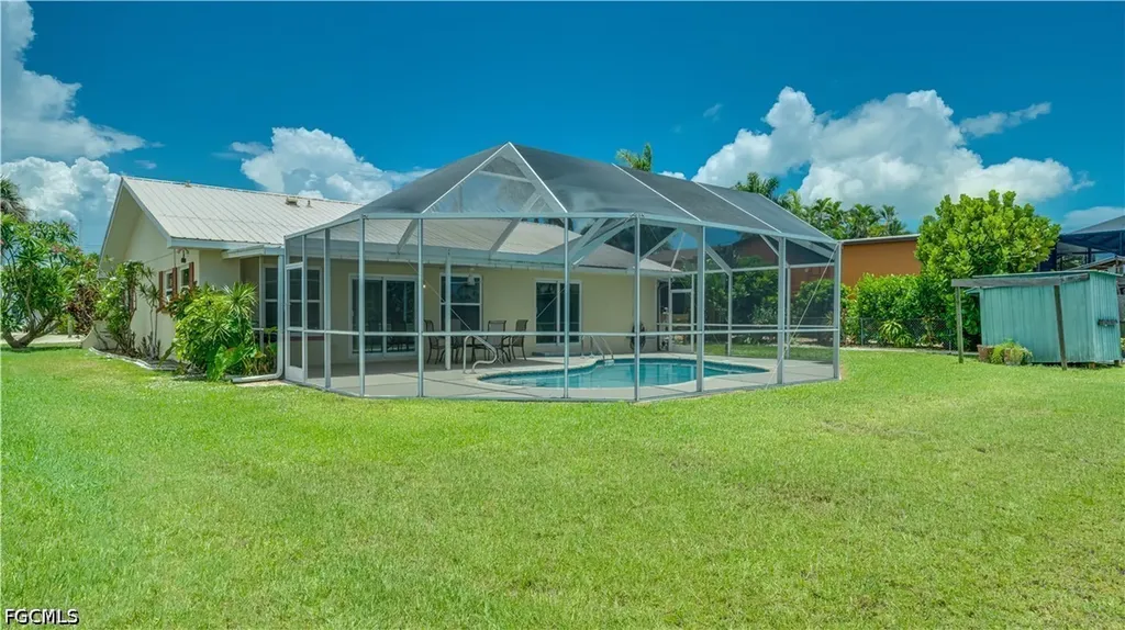 2763 Sanderling Court St. James City FL 33956