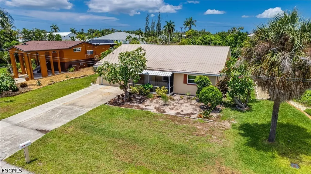 2763 Sanderling Court St. James City FL 33956
