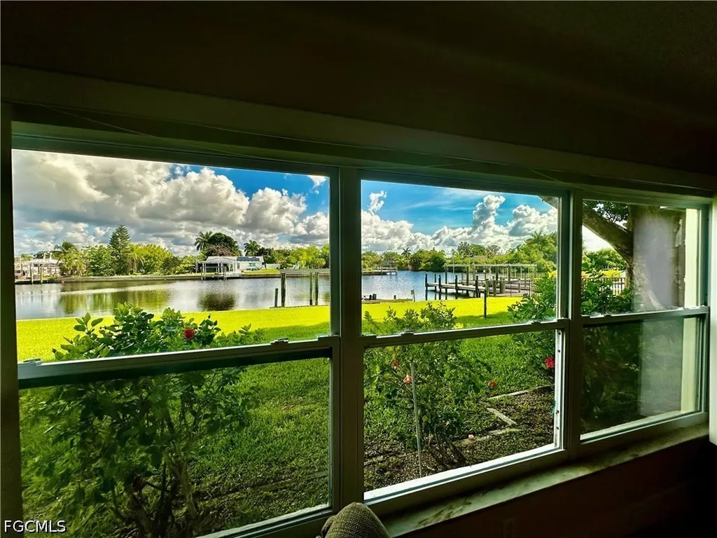 2068 Club House Road North Fort Myers FL 33917