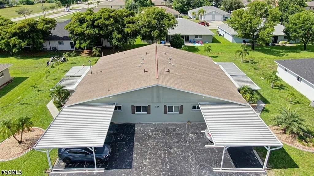 624 SE 13th Street Cape Coral FL 33990