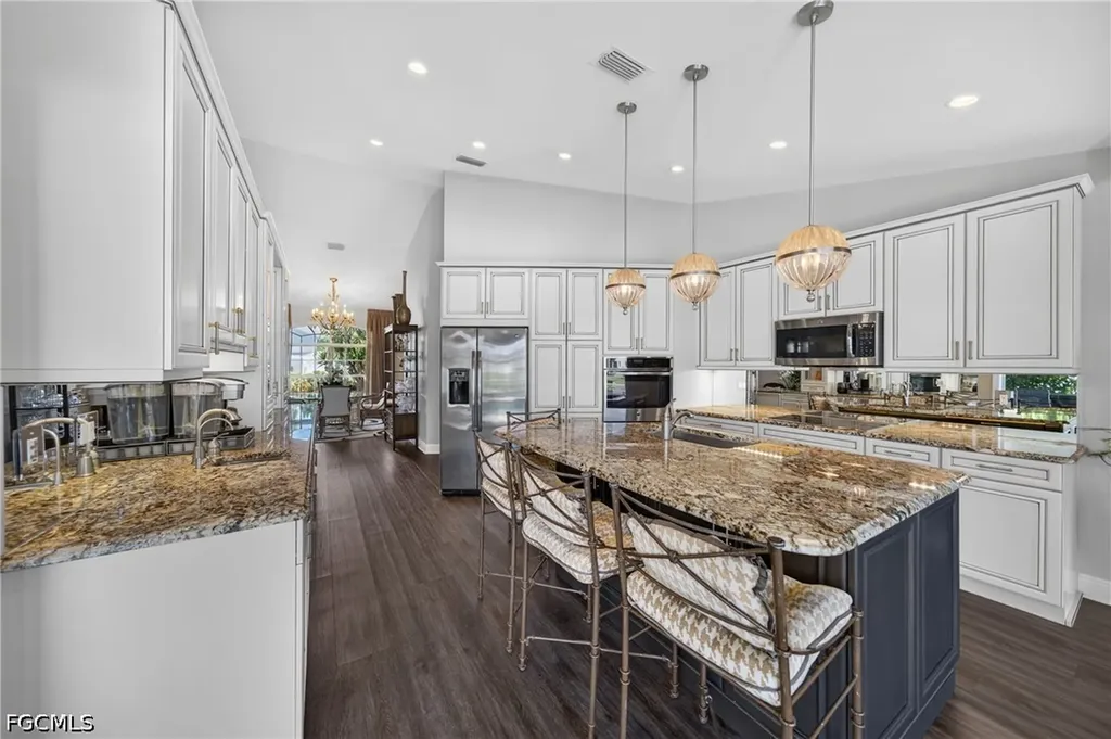 1425 SW 50th Street Cape Coral FL 33914