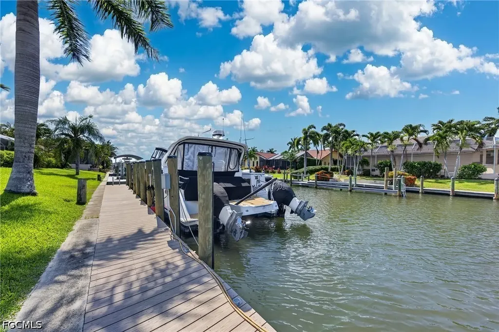 1425 SW 50th Street Cape Coral FL 33914