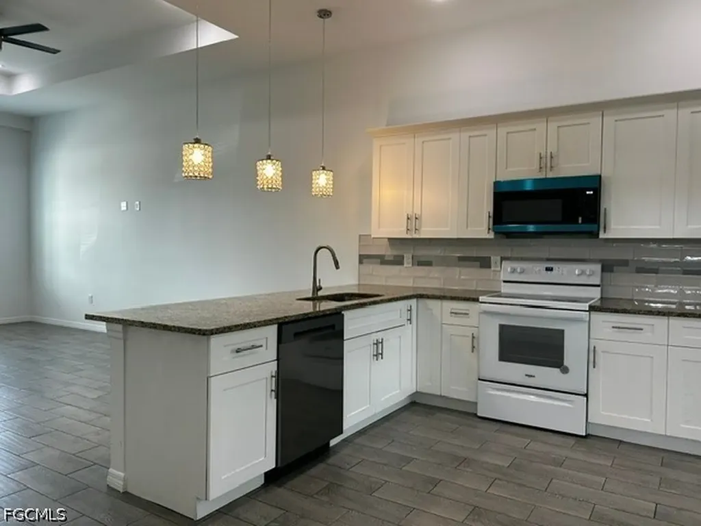 2202 Haviland Avenue S Lehigh Acres FL 33973