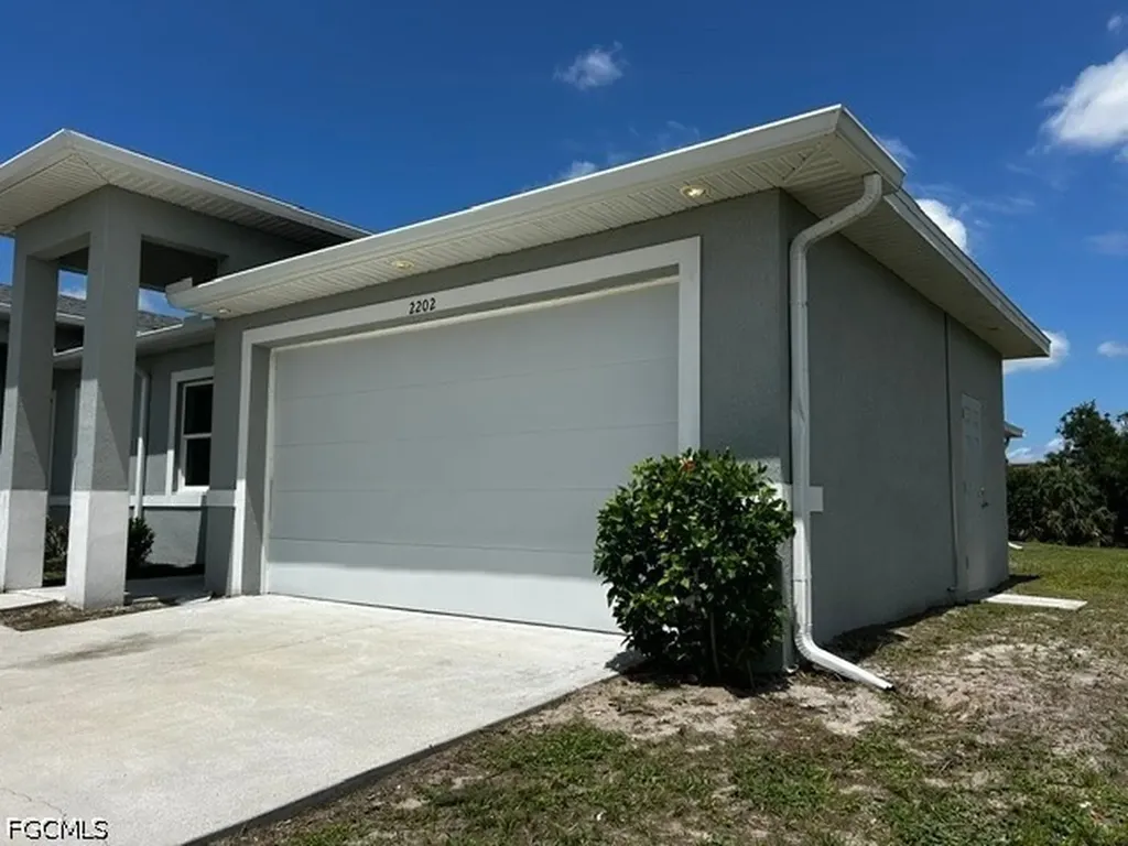 2202 Haviland Avenue S Lehigh Acres FL 33973